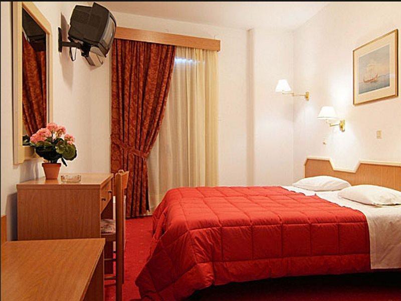 Iniohos Hotel Delphi Buitenkant foto