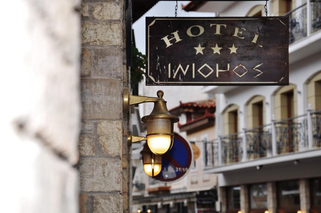 Iniohos Hotel Delphi Buitenkant foto